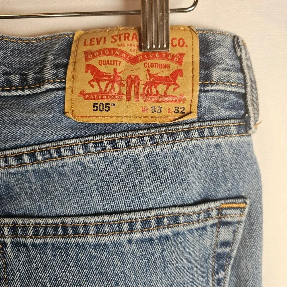 Levi's 505 Men's  Blue Regular Fit Straight Leg Jeans Size 33 x32‎